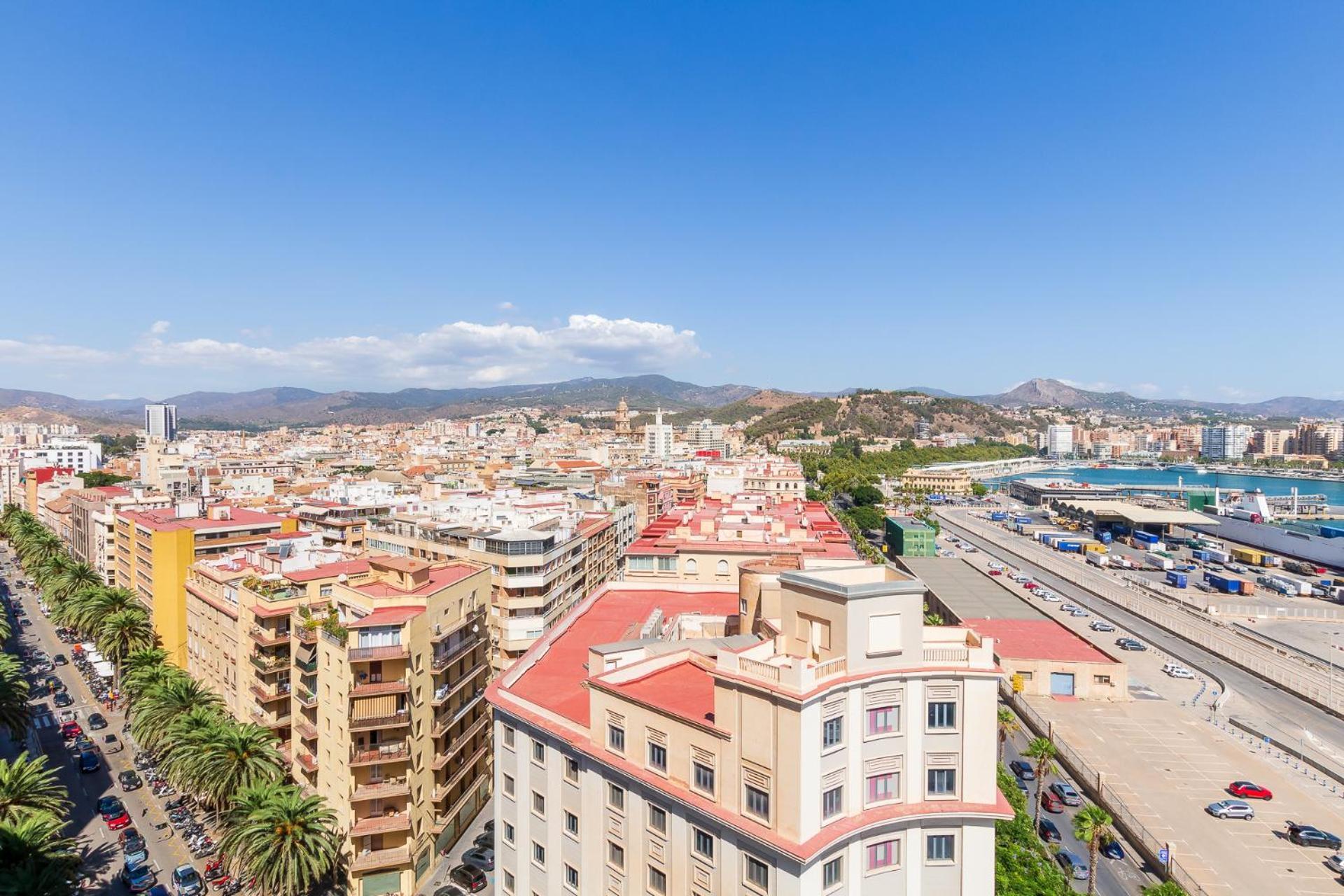 Apt Alameda De Colon Solo Familias Málaga Dış mekan fotoğraf